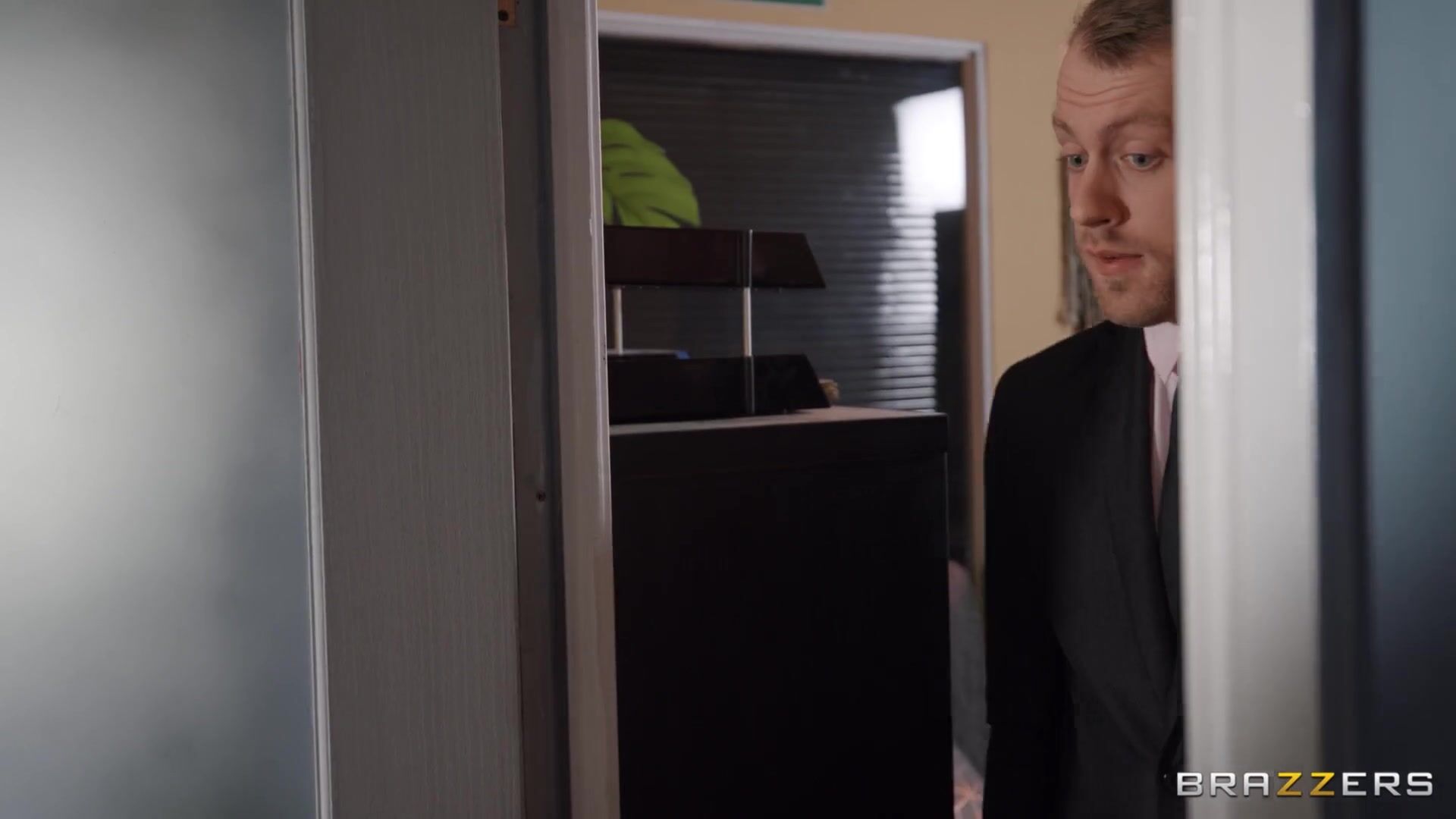 В отелях повсеместно случается анальный секс - хардкор порно